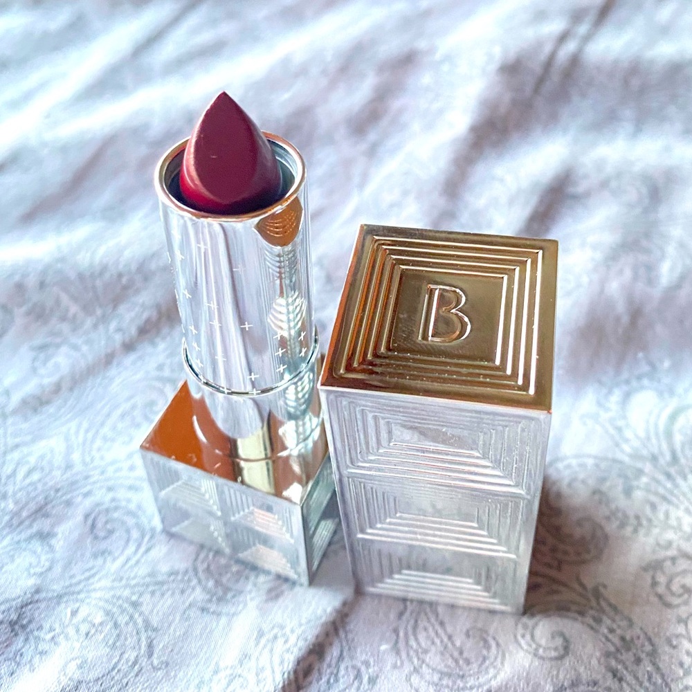 BRAND NEW - NEVER BEEN USED Belle en Argent lipstick.